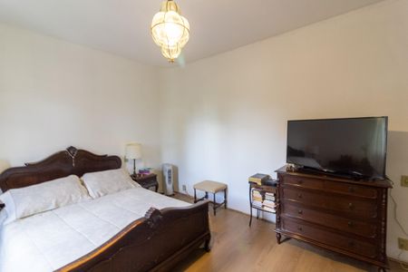 Apartamento à venda com 265m², 4 quartos e 2 vagasSuíte 1