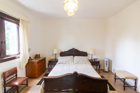 Apartamento à venda com 265m², 4 quartos e 2 vagasSuíte 1