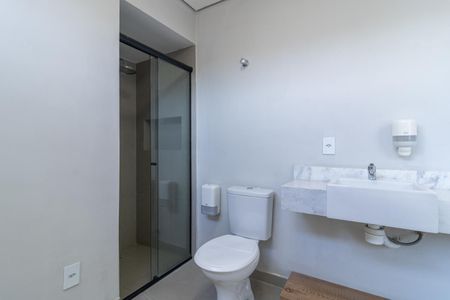 Casa para alugar com 179m², 3 quartos e 3 vagas Casa para alugar com 179m², 3 quartos e 3 vagasBanheiro Social