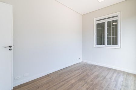 Casa para alugar com 179m², 3 quartos e 3 vagas Casa para alugar com 179m², 3 quartos e 3 vagasQuarto 1