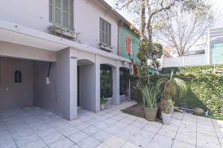 Casa para alugar com 179m², 3 quartos e 3 vagas Casa para alugar com 179m², 3 quartos e 3 vagasGaragem