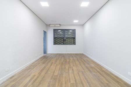 Casa para alugar com 179m², 3 quartos e 3 vagas Casa para alugar com 179m², 3 quartos e 3 vagasSuíte