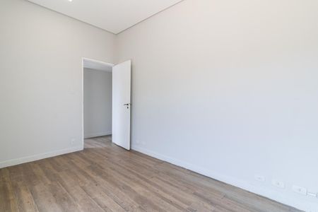 Casa para alugar com 179m², 3 quartos e 3 vagas Casa para alugar com 179m², 3 quartos e 3 vagasQuarto 1