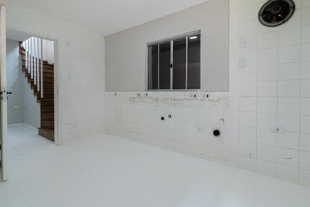 Casa para alugar com 179m², 3 quartos e 3 vagas Casa para alugar com 179m², 3 quartos e 3 vagasCozinha