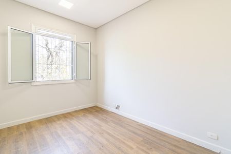 Casa para alugar com 179m², 3 quartos e 3 vagas Casa para alugar com 179m², 3 quartos e 3 vagasQuarto 2