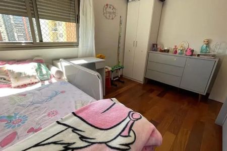 Apartamento à venda com 160m², 3 quartos e 3 vagasQuarto 3