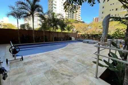 Apartamento à venda com 160m², 3 quartos e 3 vagasÁrea comum - Piscina