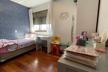 Apartamento à venda com 160m², 3 quartos e 3 vagasQuarto 3