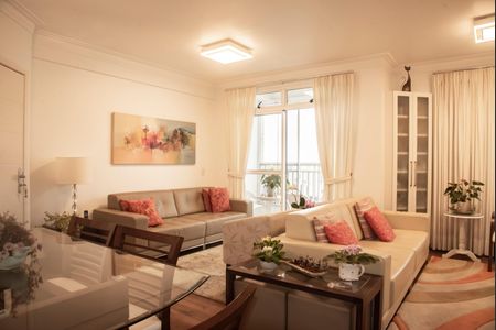 Apartamento à venda com 80m², 2 quartos e 2 vagasSala