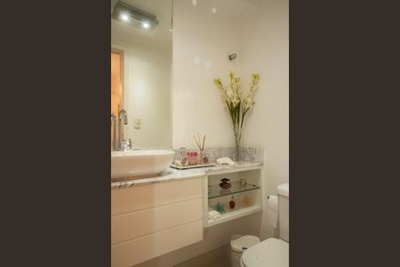 Apartamento à venda com 80m², 2 quartos e 2 vagasLavabo