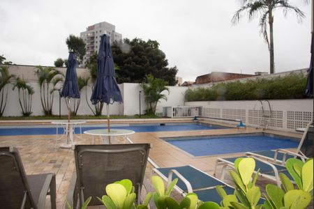 Apartamento à venda com 80m², 2 quartos e 2 vagasÁrea comum - Piscina