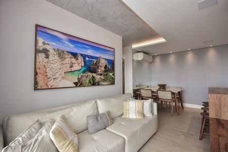 Apartamento à venda com 65m², 2 quartos e 1 vagaSala