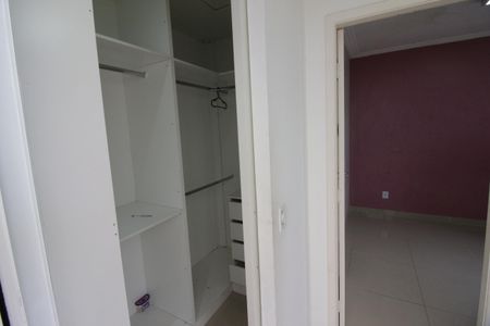Apartamento à venda com 138m², 4 quartos e 1 vagaCloset da suíte 