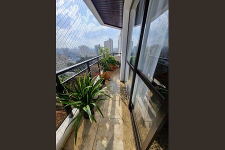 Apartamento à venda com 126m², 4 quartos e 2 vagas