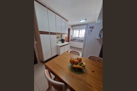 Apartamento à venda com 126m², 4 quartos e 2 vagas