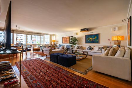 Apartamento à venda com 367m², 3 quartos e 2 vagasSala