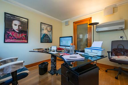 Apartamento à venda com 367m², 3 quartos e 2 vagasEscritório