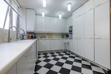 Apartamento à venda com 367m², 3 quartos e 2 vagasCozinha