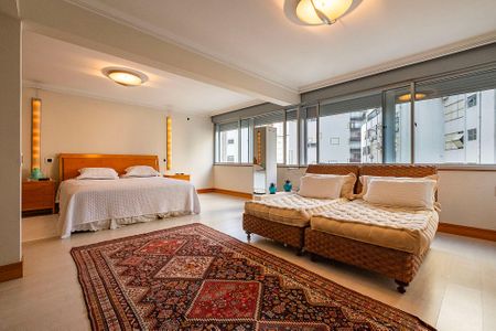 Apartamento à venda com 367m², 3 quartos e 2 vagasSuíte 1