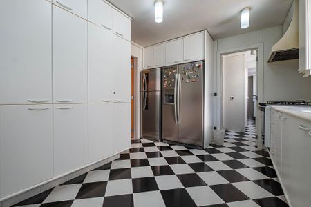 Apartamento à venda com 367m², 3 quartos e 2 vagasCozinha