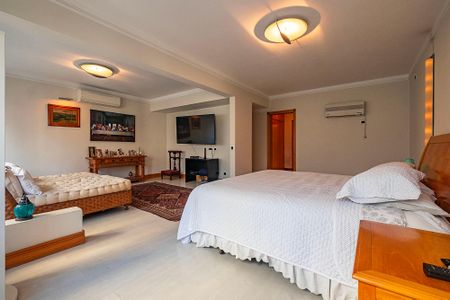 Apartamento à venda com 367m², 3 quartos e 2 vagasSuíte 1