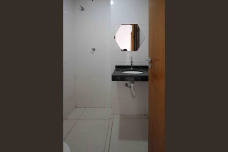 Apartamento à venda com 42m², 2 quartos e sem vaga Apartamento à venda com 42m², 2 quartos e sem vagaBanheiro