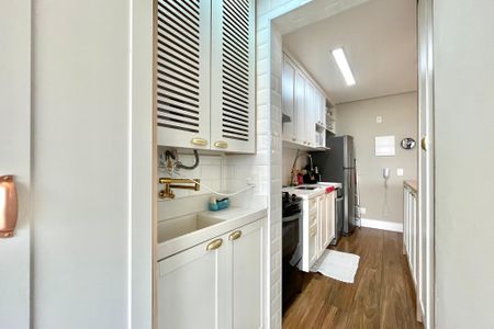 Apartamento à venda com 64m², 2 quartos e 1 vagaÁrea de Serviço