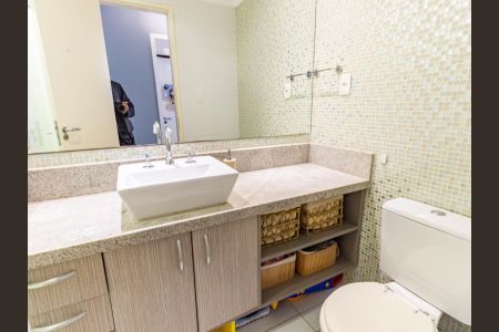 Apartamento à venda com 59m², 2 quartos e 1 vaga Apartamento à venda com 59m², 2 quartos e 1 vagaBanheiro