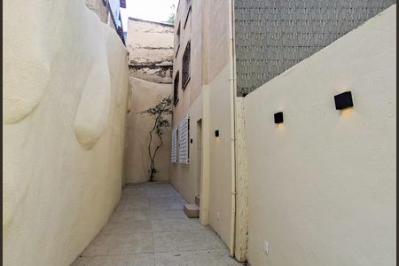 Apartamento à venda com 220m², 4 quartos e 2 vagas Apartamento à venda com 220m², 4 quartos e 2 vagasÁrea Privativa