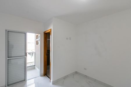 Casa à venda com 100m², 3 quartos e 2 vagas Casa à venda com 100m², 3 quartos e 2 vagasSuíte
