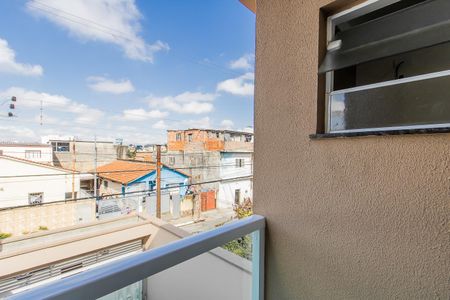 Casa à venda com 100m², 3 quartos e 2 vagas Casa à venda com 100m², 3 quartos e 2 vagasVaranda Suíte