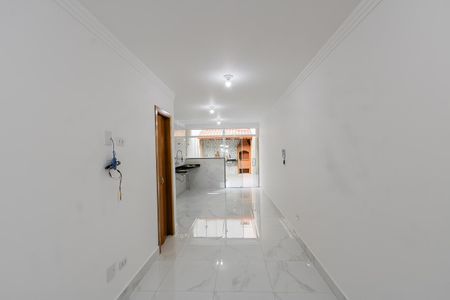 Casa à venda com 100m², 3 quartos e 2 vagas Casa à venda com 100m², 3 quartos e 2 vagasSala