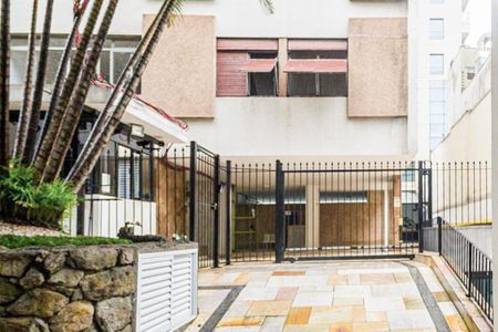 Apartamento à venda com 137m², 3 quartos e 1 vaga Apartamento à venda com 137m², 3 quartos e 1 vagaFachada