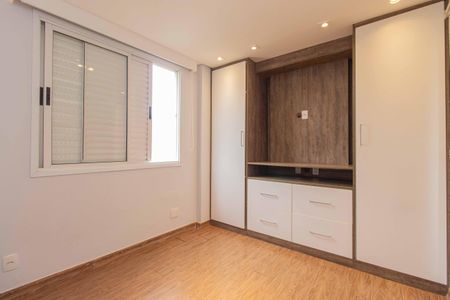 Apartamento à venda com 177m², 4 quartos e 3 vagas Apartamento à venda com 177m², 4 quartos e 3 vagasQuarto 1