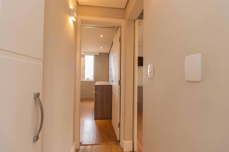 Apartamento à venda com 177m², 4 quartos e 3 vagas Apartamento à venda com 177m², 4 quartos e 3 vagasCorredor