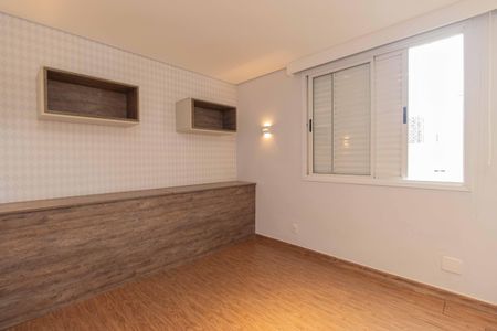 Apartamento à venda com 177m², 4 quartos e 3 vagas Apartamento à venda com 177m², 4 quartos e 3 vagasQuarto 1