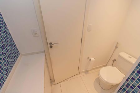 Apartamento à venda com 177m², 4 quartos e 3 vagas Apartamento à venda com 177m², 4 quartos e 3 vagasBanheiro da Suíte 2