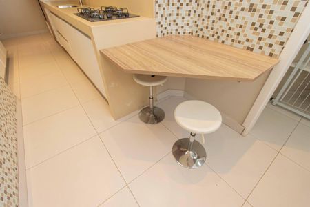 Apartamento à venda com 177m², 4 quartos e 3 vagas Apartamento à venda com 177m², 4 quartos e 3 vagasCozinha