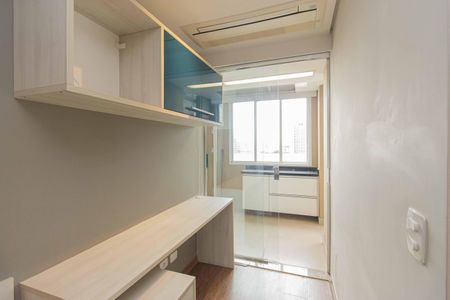 Apartamento à venda com 177m², 4 quartos e 3 vagas Apartamento à venda com 177m², 4 quartos e 3 vagasSuíte 2