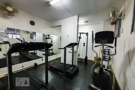 Apartamento à venda com 177m², 4 quartos e 3 vagas Apartamento à venda com 177m², 4 quartos e 3 vagasÁrea comum - Academia