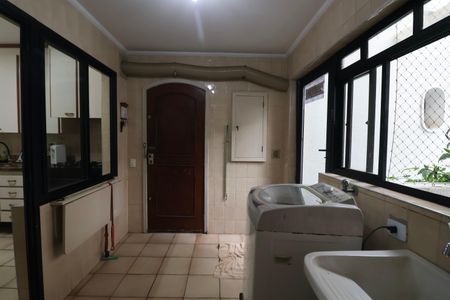 Apartamento para alugar com 144m², 4 quartos e 1 vagaÁrea de Serviço