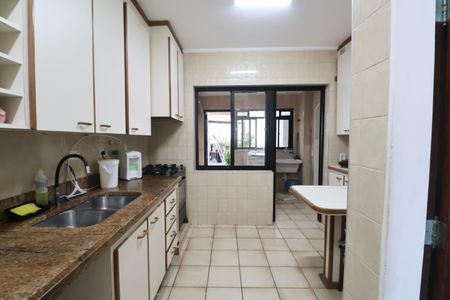 Apartamento para alugar com 144m², 4 quartos e 1 vagaCozinha