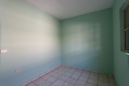 Quarto de casa para alugar com 1 quarto, 50m² em Jardim Três Marias, São Paulo