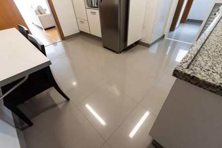 Apartamento para alugar com 106m², 3 quartos e 2 vagas Apartamento para alugar com 106m², 3 quartos e 2 vagasCozinha