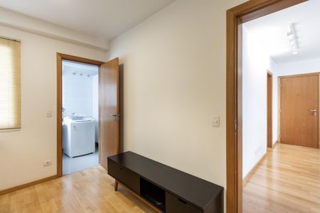 Apartamento para alugar com 106m², 3 quartos e 2 vagas Apartamento para alugar com 106m², 3 quartos e 2 vagasHall