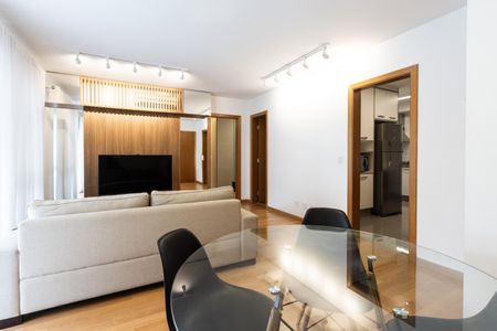 Apartamento para alugar com 106m², 3 quartos e 2 vagas Apartamento para alugar com 106m², 3 quartos e 2 vagasSala