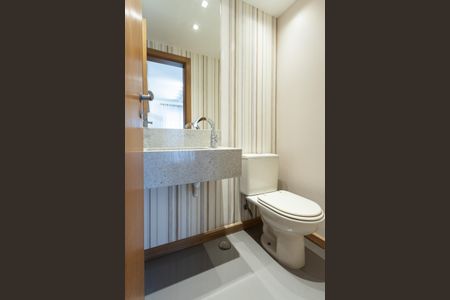 Apartamento para alugar com 106m², 3 quartos e 2 vagas Apartamento para alugar com 106m², 3 quartos e 2 vagasLavabo