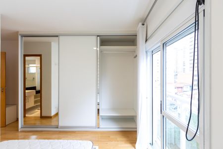 Apartamento para alugar com 106m², 3 quartos e 2 vagas Apartamento para alugar com 106m², 3 quartos e 2 vagasSuíte