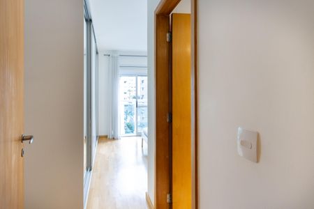 Apartamento para alugar com 106m², 3 quartos e 2 vagas Apartamento para alugar com 106m², 3 quartos e 2 vagasCorredor