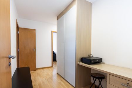 Apartamento para alugar com 106m², 3 quartos e 2 vagas Apartamento para alugar com 106m², 3 quartos e 2 vagasHall